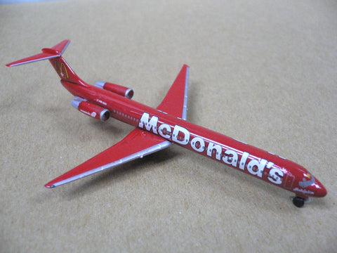HERPA WINGS 1/500 CROSSAIR MCDONNELL DOUGLAS MD-83 McPlane (507615)