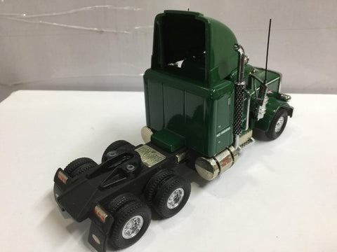 MATCHBOX 1/58 PETERBILT 359 彼得比爾特 肌肉卡車 美式長頭卡車 (BUY)