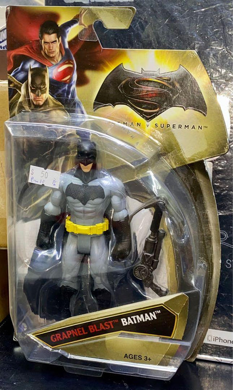 MATTEL 22458 蝙蝠俠大戰超人 6” GRAPNEL BLAST BATMAN (PIU-10) 店