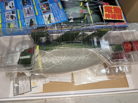 TAKARA thunderbird 2 雷鳥拯救隊2號電動伸縮腳版本 1/144