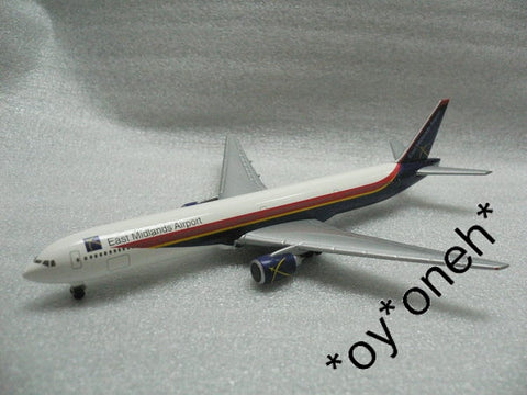 HERPA WINGS 1/500 EAST MIDLANDS AIRPORT BOEING 777-300 (506496)
