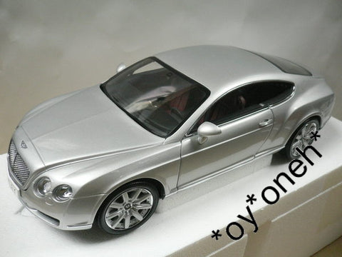 MINICHAMPS 1/18 BENTLEY CONTINENTAL GT SILVER (07341) (C802-360)