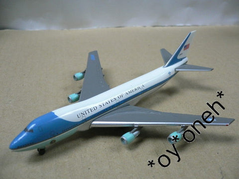 HERPA WINGS 1/500 UNITED STATES OF AMERICA BOEING 747-200 "AIR FORCE ONE" (502511) (WKG)