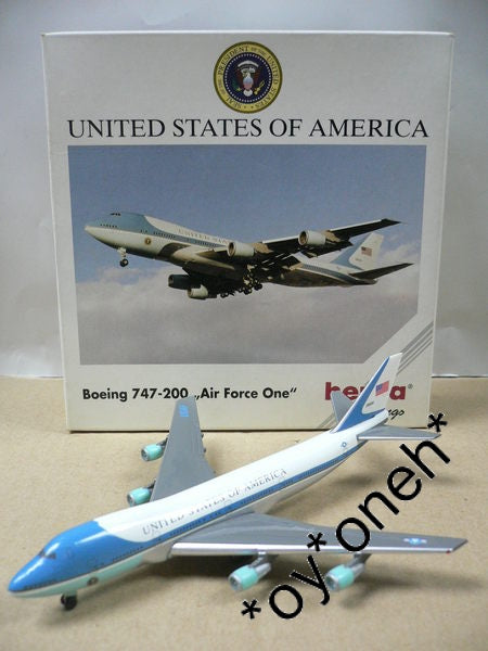 HERPA WINGS 1/500 UNITED STATES OF AMERICA BOEING 747-200 "AIR FORCE ONE" (502511) (WKG)
