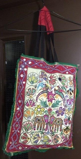 印度民族袋 OLD RABARI HAND EMBROIDERY MIRROR BANJARA TRIBAL RARE SHOULDER ETHNIC KUCHI BAG tote bag b31581896 E3511-488N