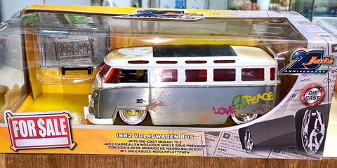 HOLD -- JADA 20 ANNIVERSARY DIECAST 1962 VOLKSWAGEN BUS 福士巴 30175 (PIU-50存）