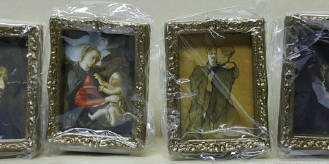 KORO KORO 00049 羅浮宮微型藝術收藏 達文西 蒙娜麗莎 施洗者聖約翰 岩間聖母 德加 舞者的問候 拉圖爾 瑪麗·抹大拉的悔改 聖若瑟 波提且利 聖母子和孩童聖約翰 聖母子 德拉克羅瓦 蕭邦 羅特列克 兩個女人 扭蛋套裝 LOUVRE MINIATURE ART COLLECTION SET (BUY-CW) L