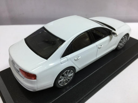 KYOSHO 1/43 AUDI A8 D4 WHITE (03811W) (16431) (PA80)