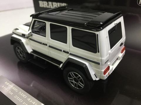 MINICHAMPS 1/43 BRABUS 500 4x4 2016 White (437 032462) (13837) (PIU130)