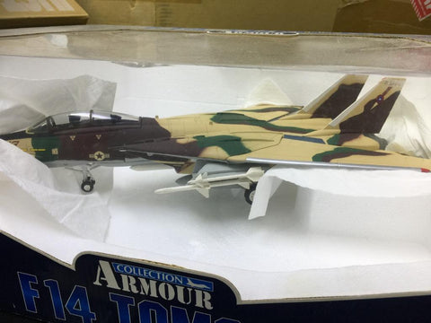 FABBRICATO DA ARMOUR COLLECTION 1/48 F-14 TOMCAT U.S. NAVY "TOP GUN" (98039) (BUY)