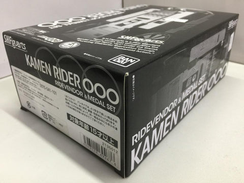BANDAI S.H.FIGUARTS KAMEN RIDER OOO RIDEVENDOR & MEDAL SET (69467) (C1093-594)