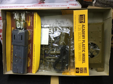 ACADEMY 1/35 U.S. TANK M36 JACKSON MODEL KIT (TA011-13000) (C890A-940)