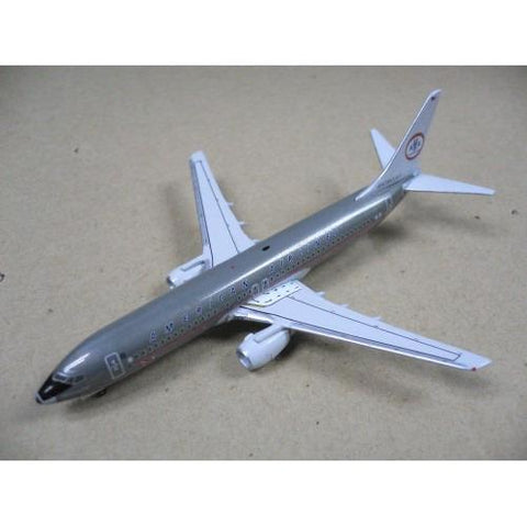 GEMINI JETS 1/400 AMERICAN AIRLINES BOEING 737-800 N951AA (GJAAL123) (70123) (LOT0191) (PIU10)