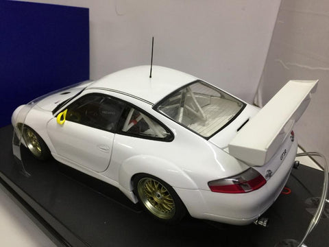 AUTOART 1/18 PORSCHE 911 GT3R WHITE (77821) (C978-54)