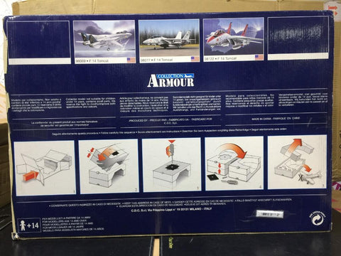 FABBRICATO DA ARMOUR COLLECTION 1/48 F-14 TOMCAT U.S. NAVY "TOP GUN" (98039) (BUY)