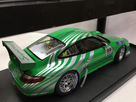 AUTOART 1/18 PORSCHE 911 (997) GT3 CUP 2006 VIP/GREEN LIVERY (80682)