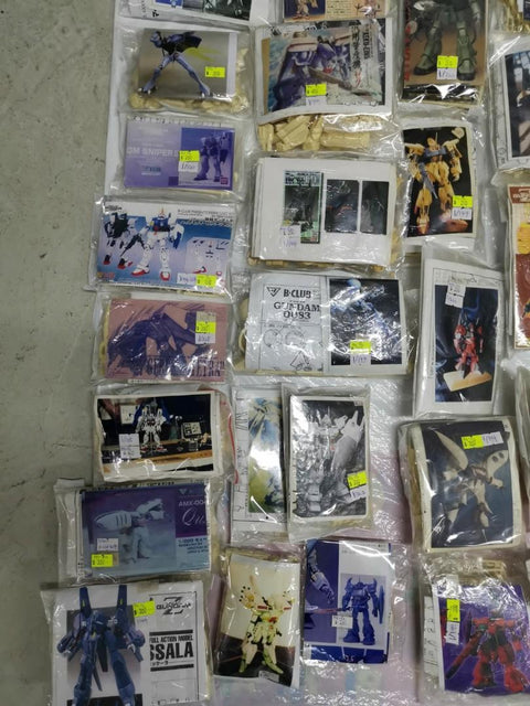 一大堆 手辦 首辨 未砌 未上色 lot for sell 約62包