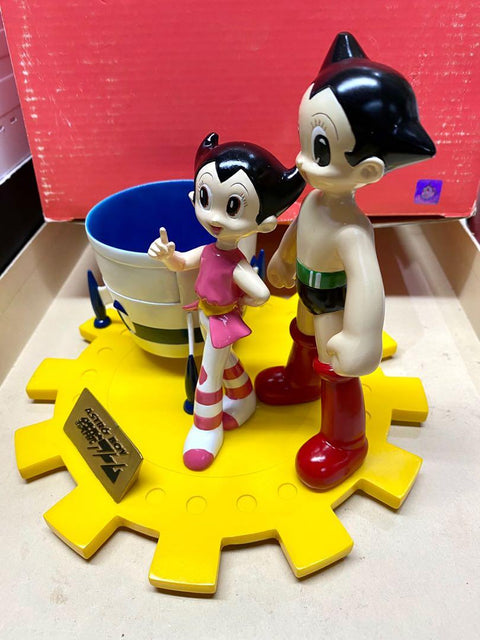 TEZUKA ASTRO BOY ATOM 小飛俠阿童木 小蘭 花盆 筆座 （BUY 店）