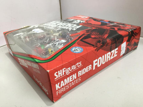 BANDAI S.H.FIGUARTS KAMEN RIDER FOURZE FIRESTATES (73652) (C1074-391)