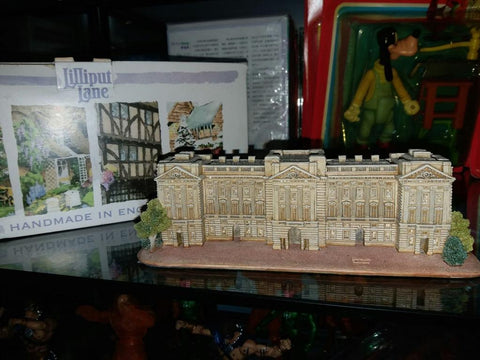LILLIPUT LANE BUCKINGHAM PALACE 人手雕刻 及上色 建築物雕塑 陶藝品 英國製造