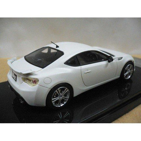 WIT'S 1/43 SUBARU BRZ "S" AERO PACKAGE CSU432 SATIN WHITE PEARL (86702) (PIU137)