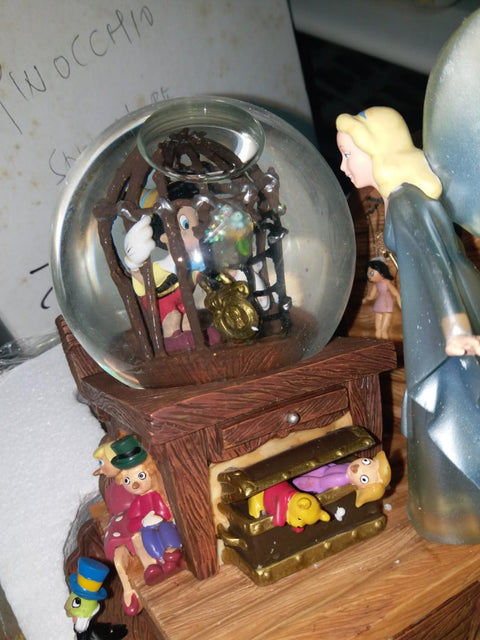PINOCCHIO SNOWGLOBE 小木偶音樂水晶球