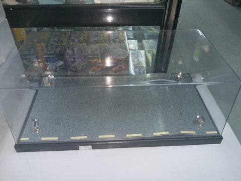 放玩具透明 展示 膠箱 已裝燈 另需要外置電源