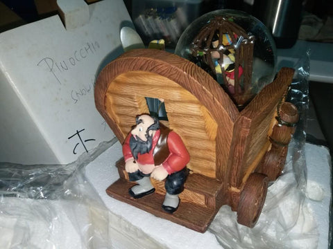 PINOCCHIO SNOWGLOBE 小木偶音樂水晶球