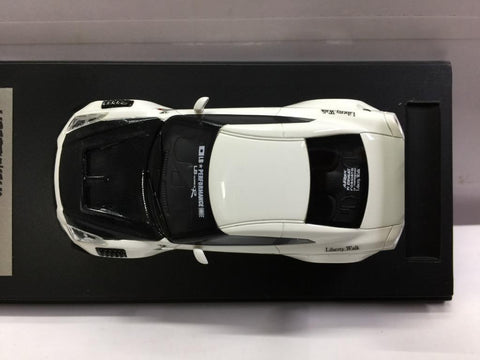 LIBERTY WALK 1/64 Nissan GTR White (IP640002GTR) (C1123-140B)