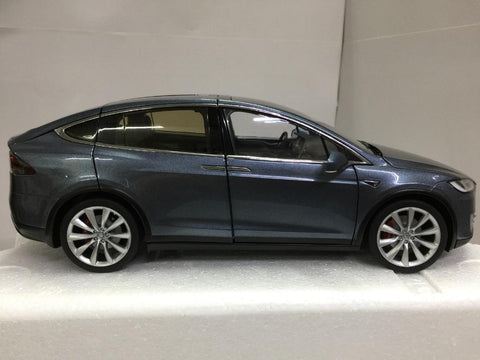 TESLA MODEL X P100D 1/18 (25727) (PA0)