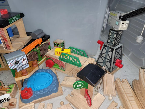 Thomas wooden wood  railway building track set
