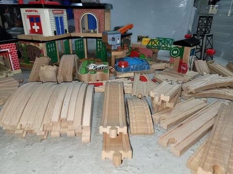 Thomas wooden wood  railway building track set