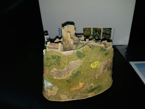 LILLIPUT LANE SCARBOROUGH HARBOUR 人手雕刻 及上色 建築物雕塑 陶藝品