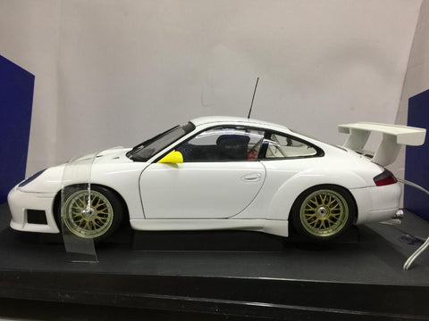 AUTOART 1/18 PORSCHE 911 GT3R WHITE (77821) (C978-54)
