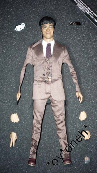 HOT TOYS 1/6 MIS11 M-ICON BRUCE LEE 李小龍 西裝套裝 (IN SUIT) ACTION FIGURE 17382 (ELT-80-660)