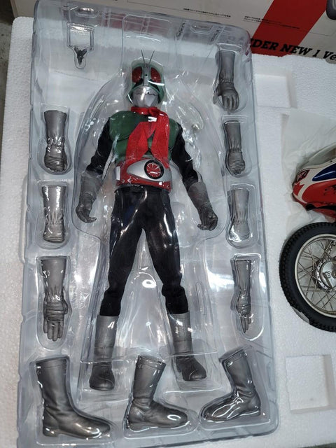 Medicom 幪面超人新1號 masked rider new 1 ver. 2.5 & new cyclone 1:6