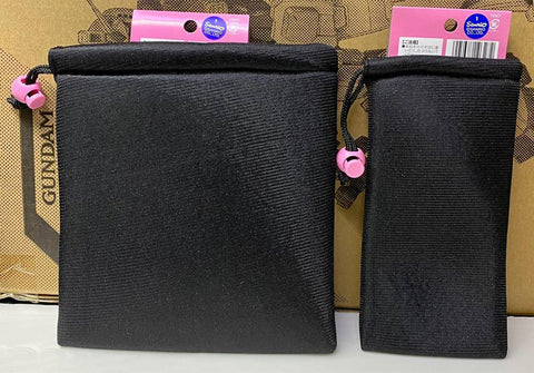 2003 SANRIO HELLO KITTY CUSHION CASE SOFT CARRY CASE FOR EYEGLASSES PHONES VIDEOS CAMERA 相機 眼鏡 電話 保護套 SET (鄺T684)