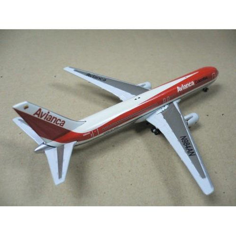GEMINI JETS 1/400 AVIANCA COLOMBIA BOEING 767-300 N984AN (GJAVA163) (70163) (LOT0190) (PA0)