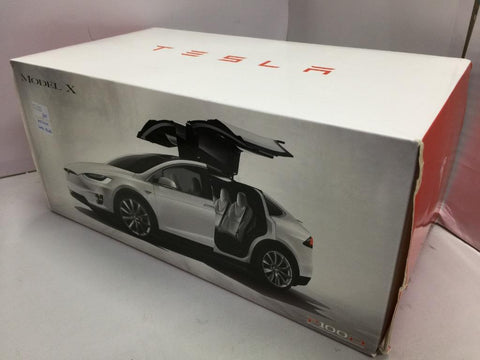 TESLA MODEL X P100D 1/18 (25727) (PA0)