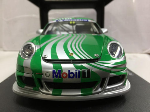 AUTOART 1/18 PORSCHE 911 (997) GT3 CUP 2006 VIP/GREEN LIVERY (80682)