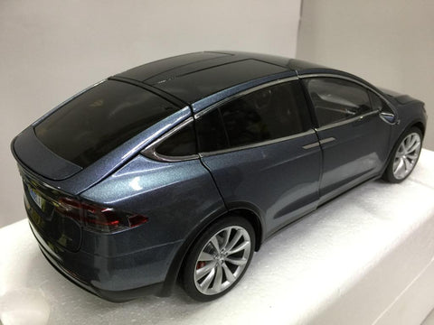 TESLA MODEL X P100D 1/18 (25727) (PA0)