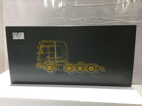 IMC 1/50 MERCEDES-BENZ AROCS SLT BIGSPACE 8X4 YELLOW SERIES (33-0122) (C1128-2)
