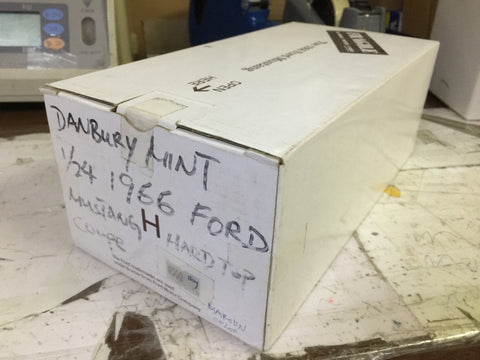 DANBURY MINT 1/24 1966 FORD MUSTANG HARDTOP COUPE (BUY)
