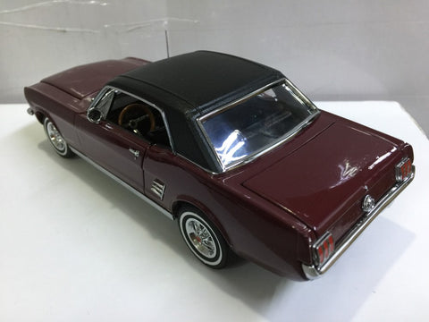 DANBURY MINT 1/24 1966 FORD MUSTANG HARDTOP COUPE (BUY)