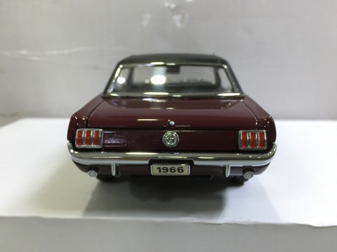 DANBURY MINT 1/24 1966 FORD MUSTANG HARDTOP COUPE (BUY)