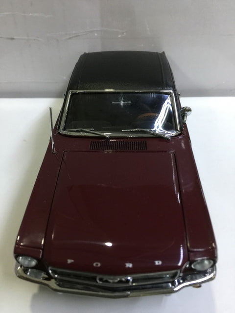 DANBURY MINT 1/24 1966 FORD MUSTANG HARDTOP COUPE (BUY)