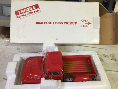 DANBURY MINT 1/24 1956 FORD F-100 PICKUP RED (BUY)