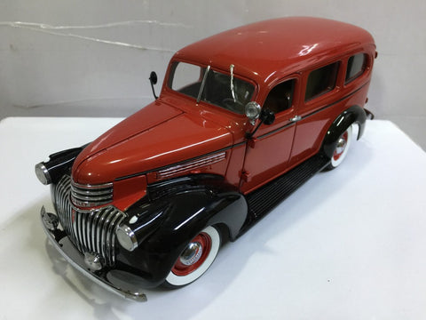 DANBURY MINT 1/24 1946 CHEVROLET SUBURBAN RED (BUY)