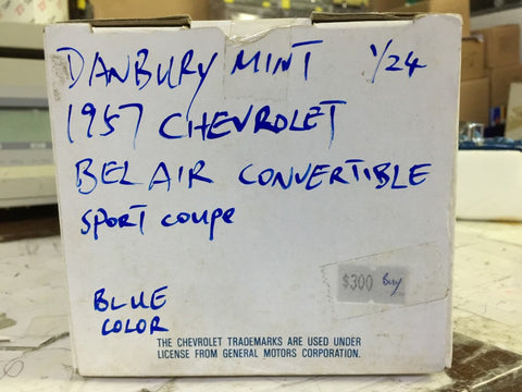 DANBURY MINT 1/24 1957 CHEVROLET BEL AIR CONVERTIBLE SPORT COUPE BLUE (BUY)