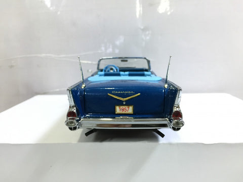DANBURY MINT 1/24 1957 CHEVROLET BEL AIR CONVERTIBLE SPORT COUPE BLUE (BUY)